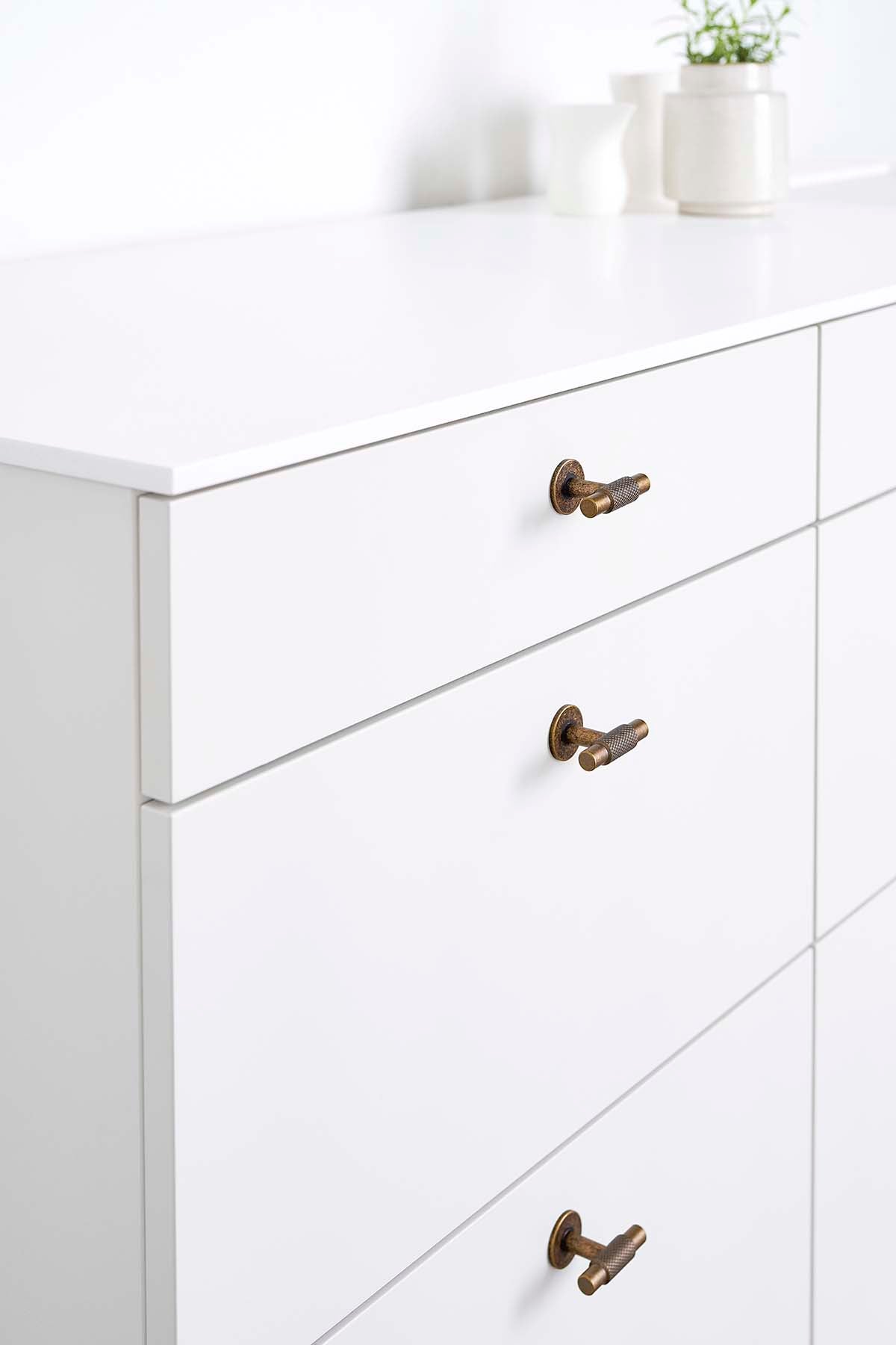 MANOR T-knopp, zink, antik och mässing • Furnipart