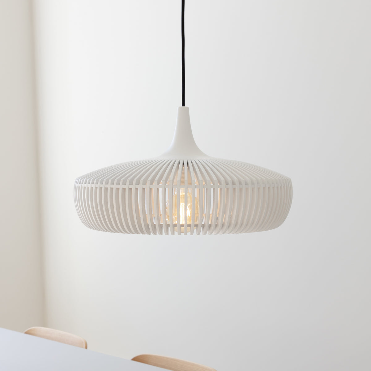 Clava Dine lampeskærm, hvid egetræ • UMAGE - Copenhagenhomedesign
