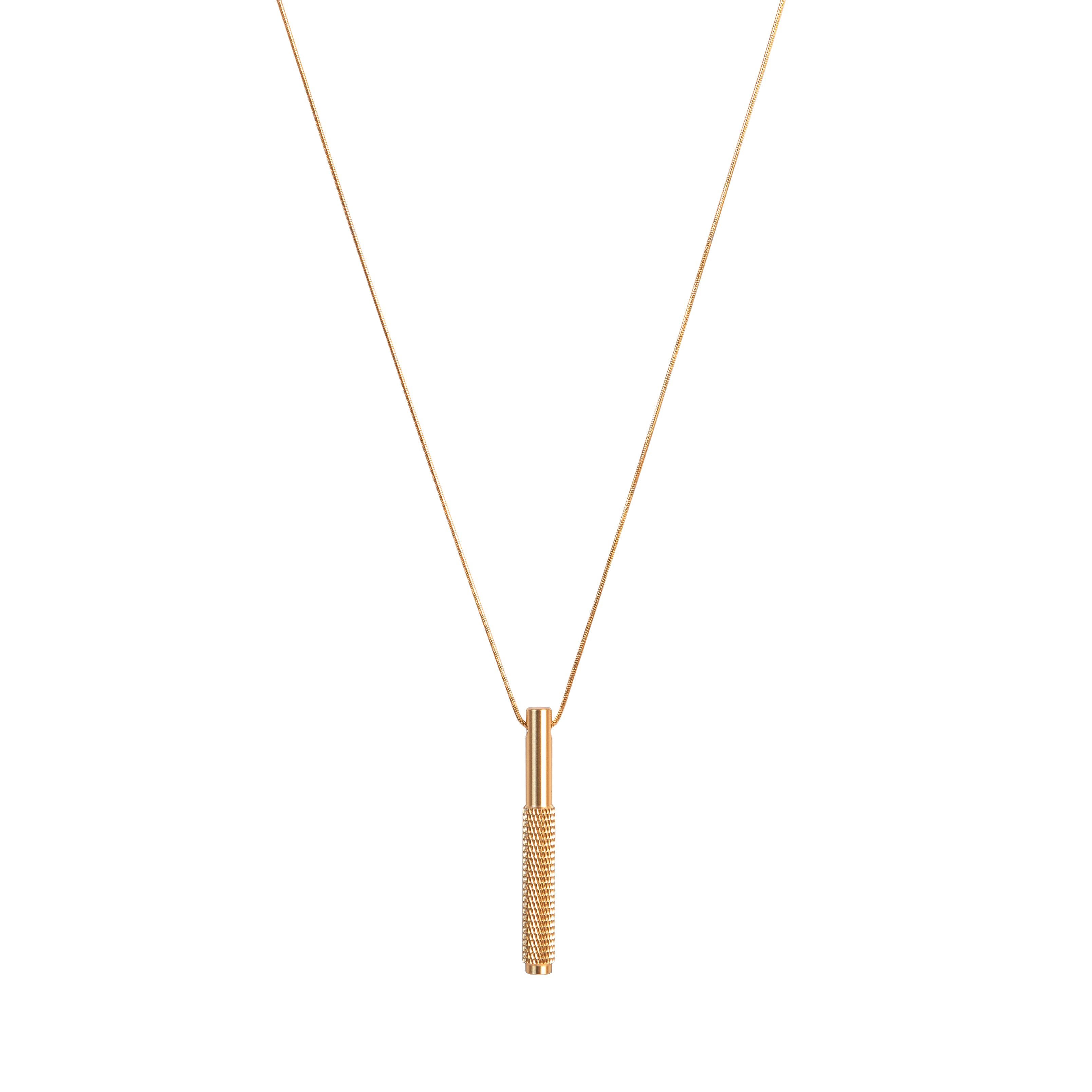 Halsband och hänge i mässing. Hänget är dekorerat med det populära diamantslipade mönstret.