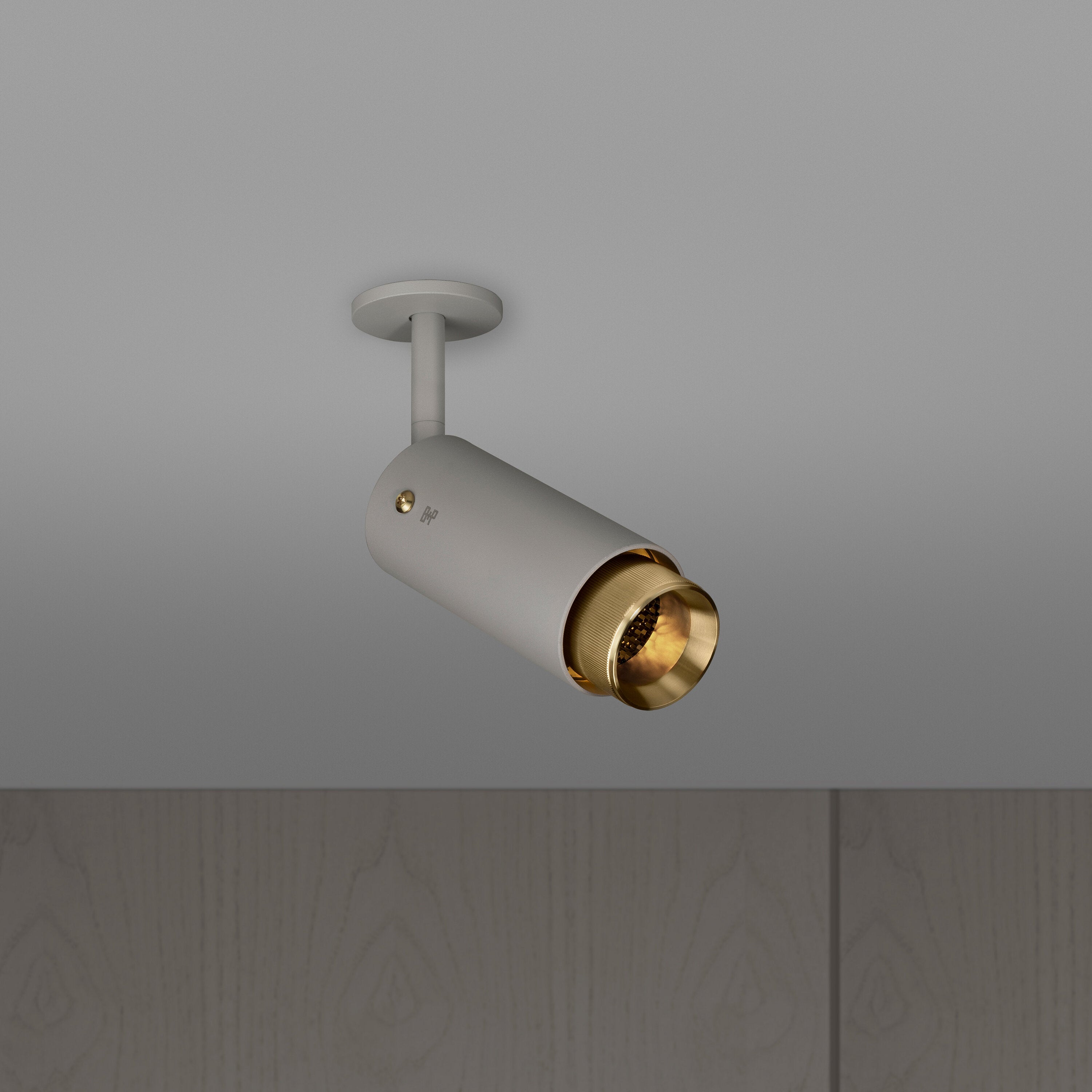 Exhaust spot i sten med detaljer i massiv mässing • Buster + Punch