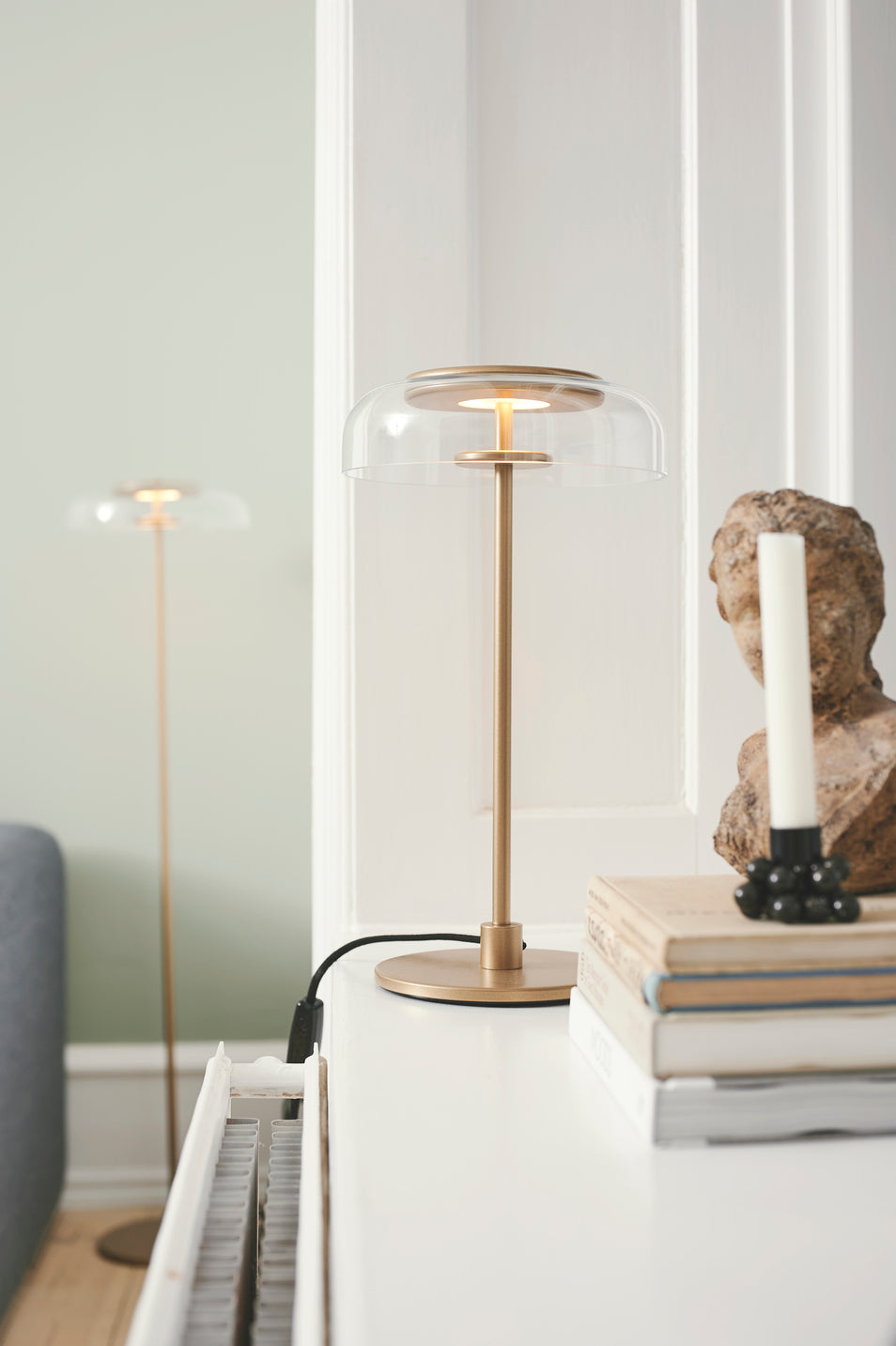 Blossi Table bordslampa, nordic gold / clear • NUURA