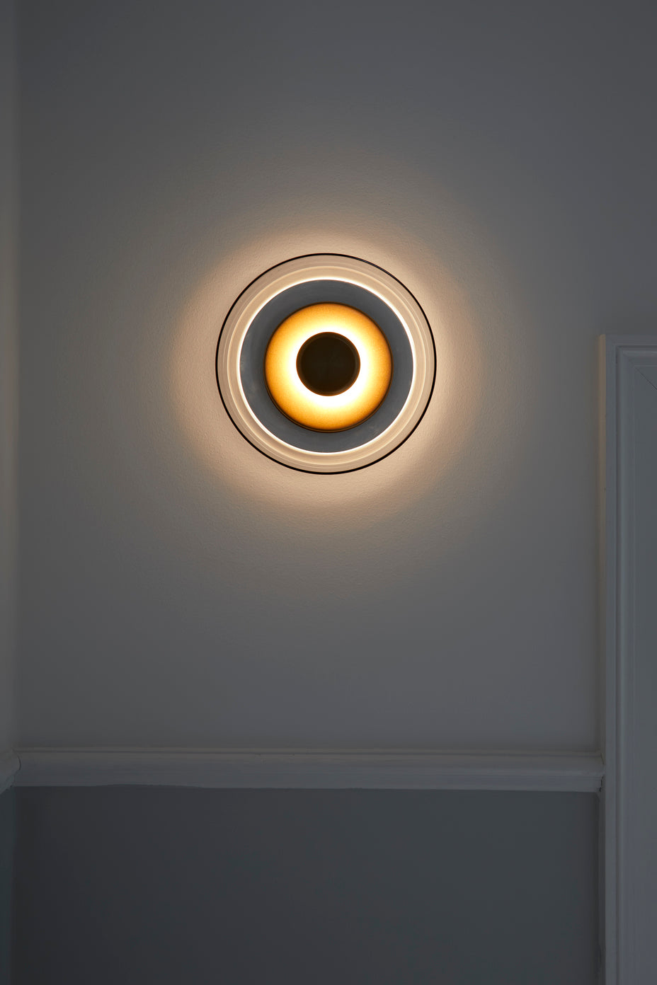 Blossi Wall vägglampa, nordic gold / clear • NUURA