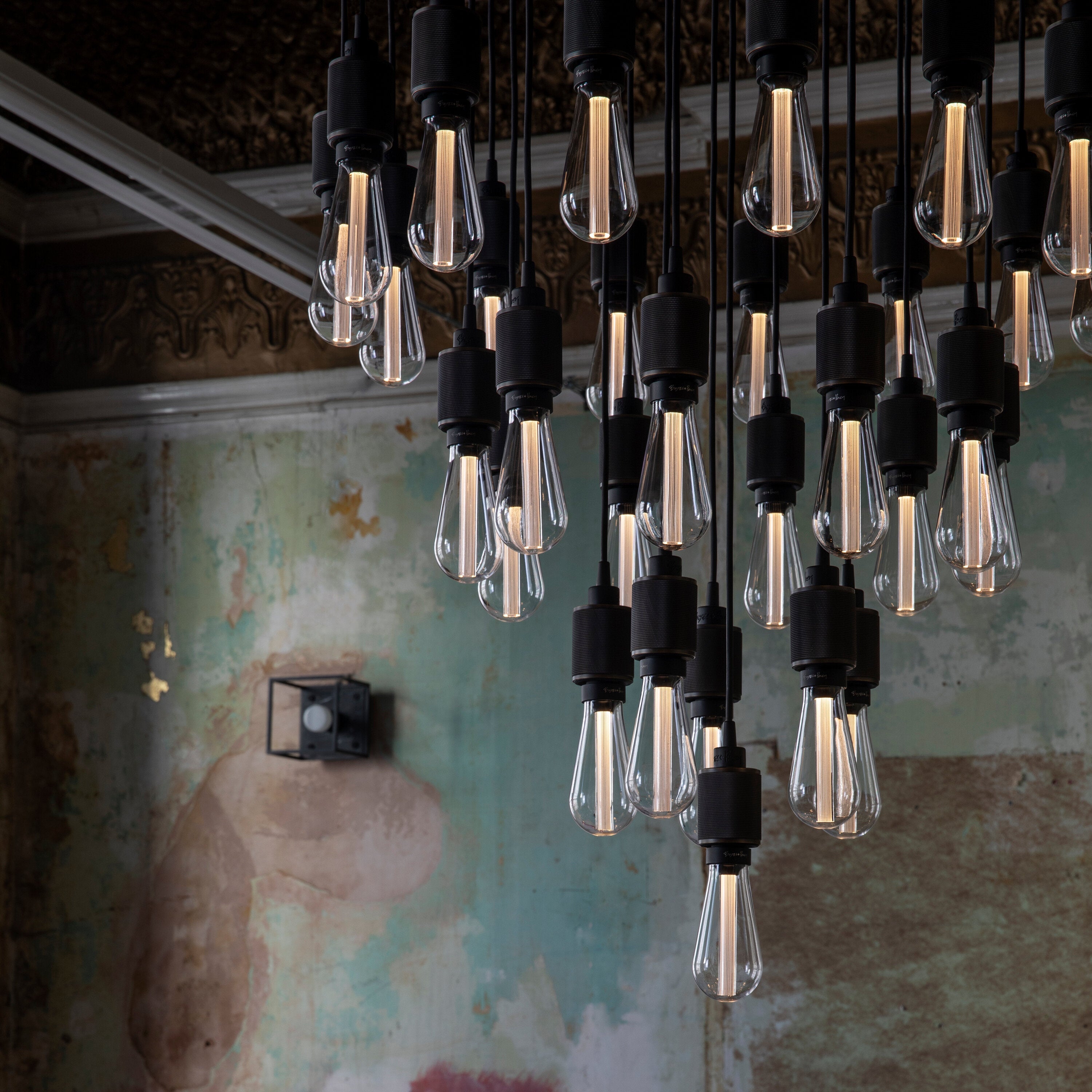 Buster Bulb, inte dimbar - Crystal • Buster + Punch
