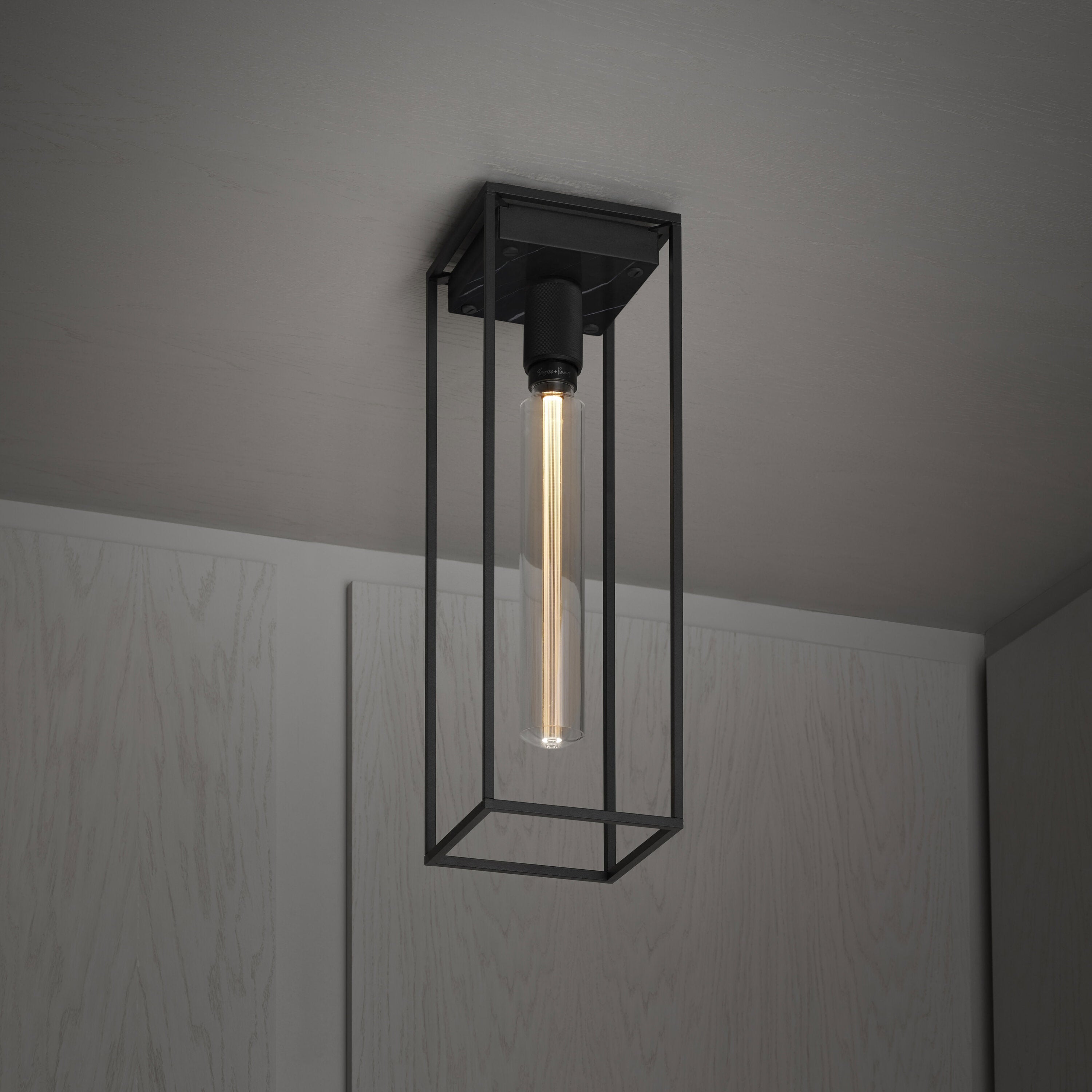 Caged taklampa med svart marmor/large • Buster + Punch