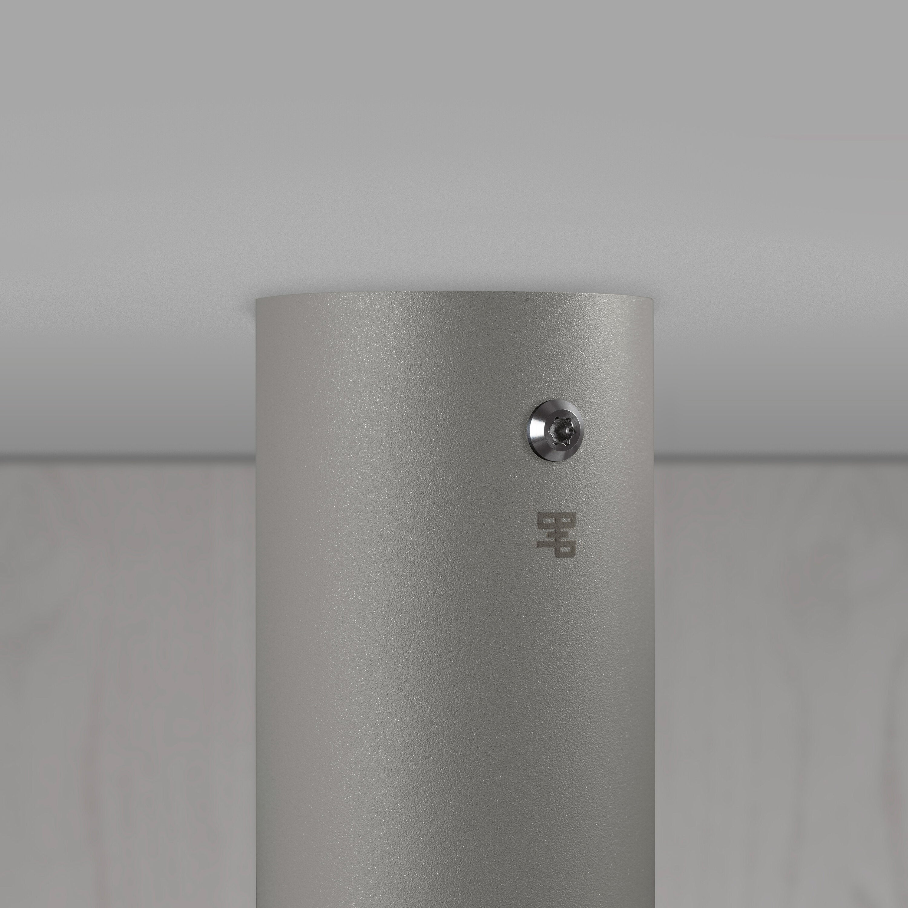 Exhaust Surface spot i sten med detaljer i rostfritt stål • Buster + Punch