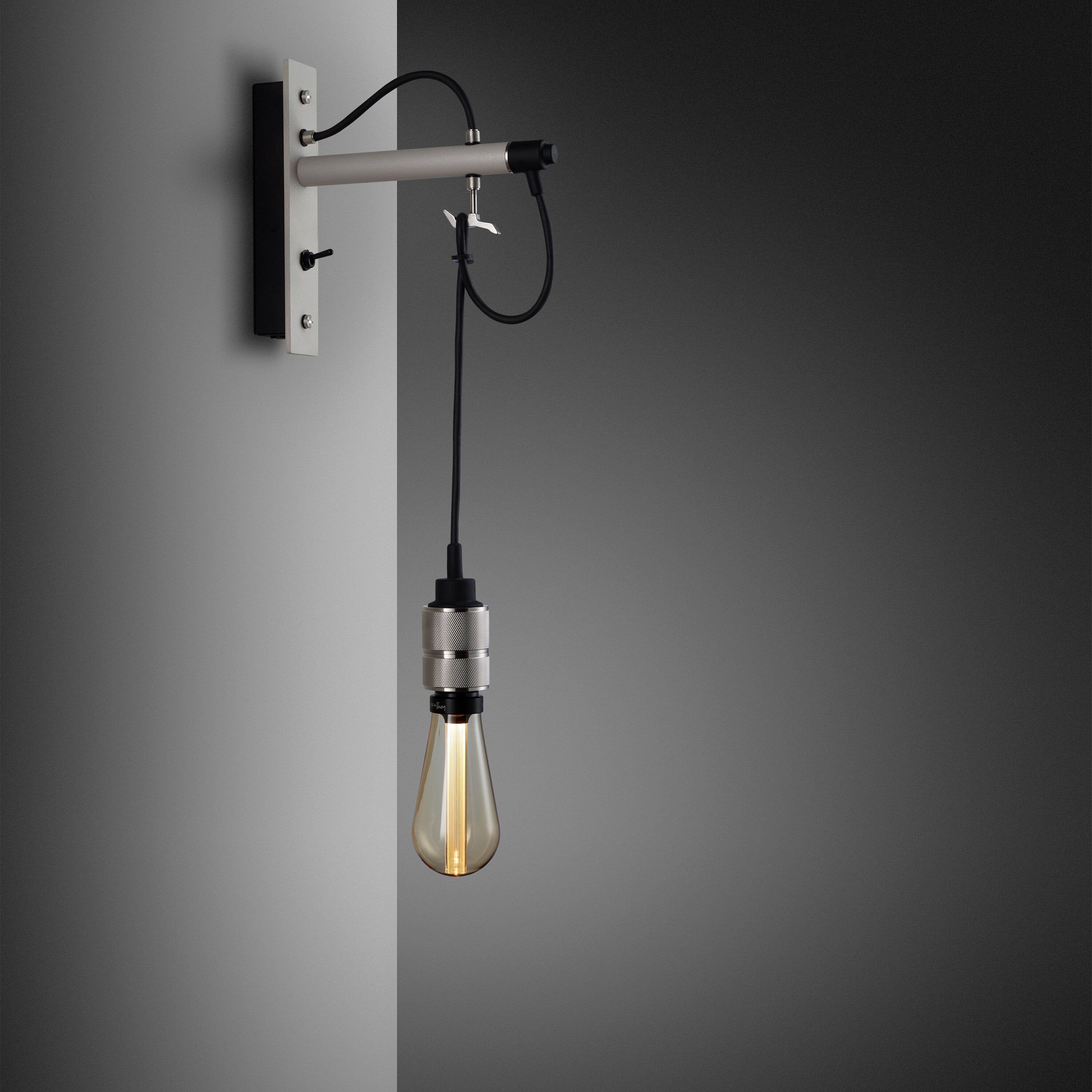 Hook Wall Nude vägglampa i sten och rostfritt stål • Buster + Punch