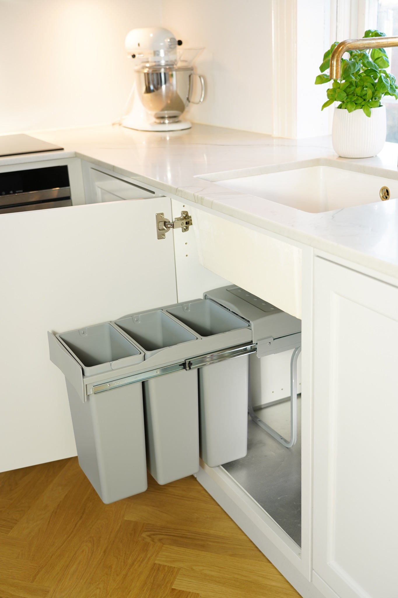 Copenhagen 3-30 • Avfallssystem i stål och plast på 3 x 10 liter med full utdragning