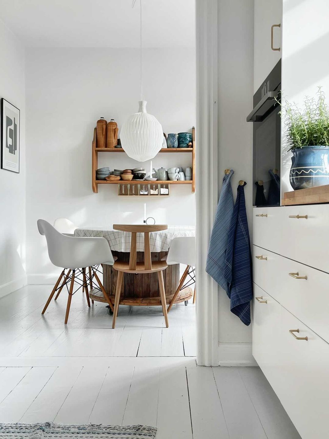 Frederiksberg • Kökshandtag i borstad mässing med lack