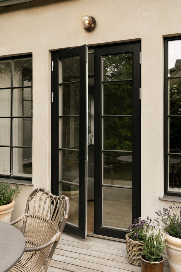 Liila 1 Outdoor utomhuslampa, dark bronze / optic clear • NUURA