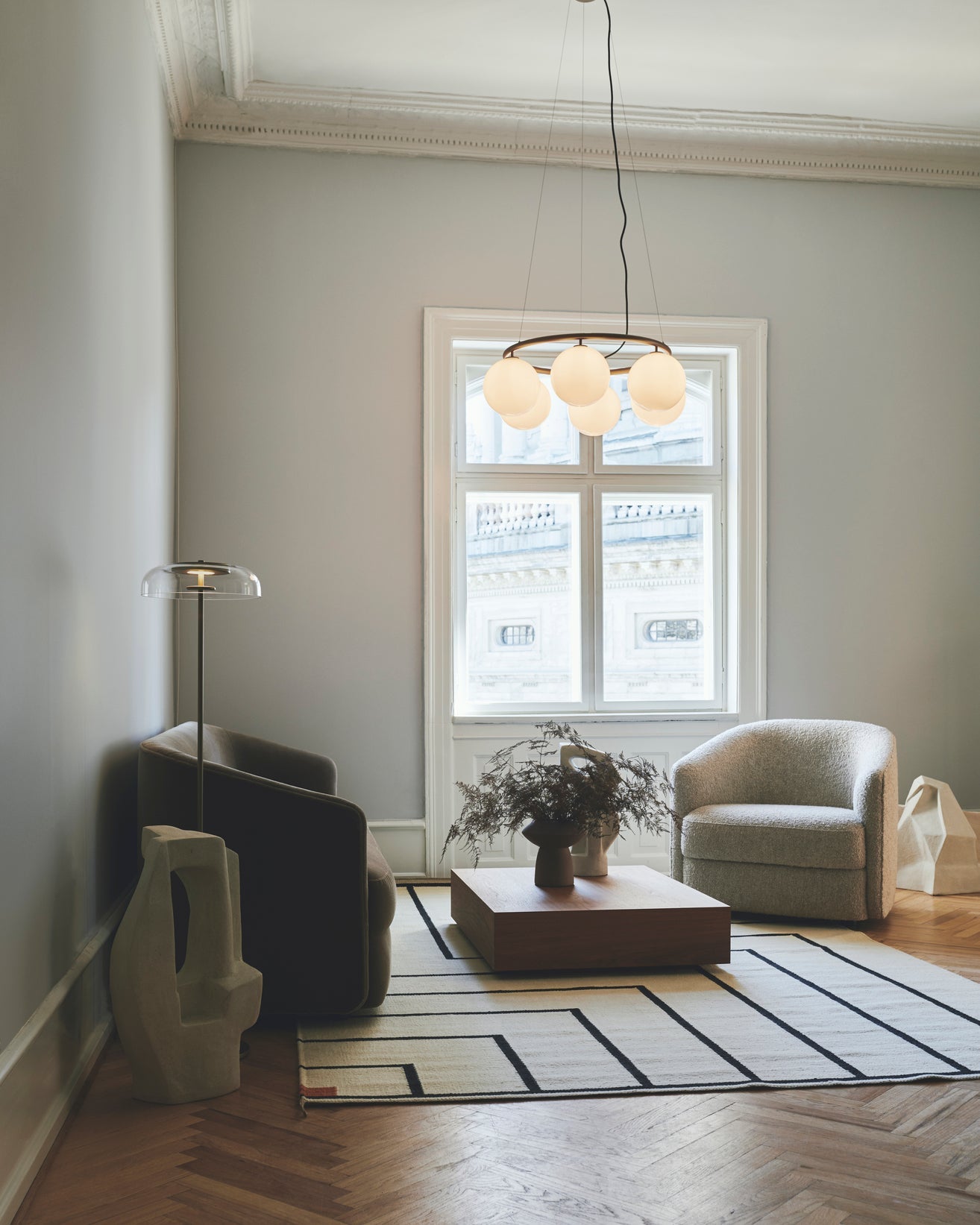 Miira 6 Circular ljuskrona, brass / opal • NUURA