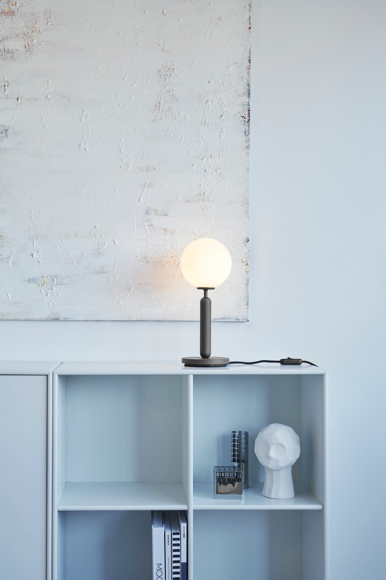 Miira Table bordslampa, rock grey / opal • NUURA