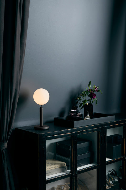 Miira Table bordslampa, rock grey / opal • NUURA