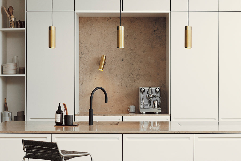 Patrone-vägglampa mässing • Thorup Copenhagen
