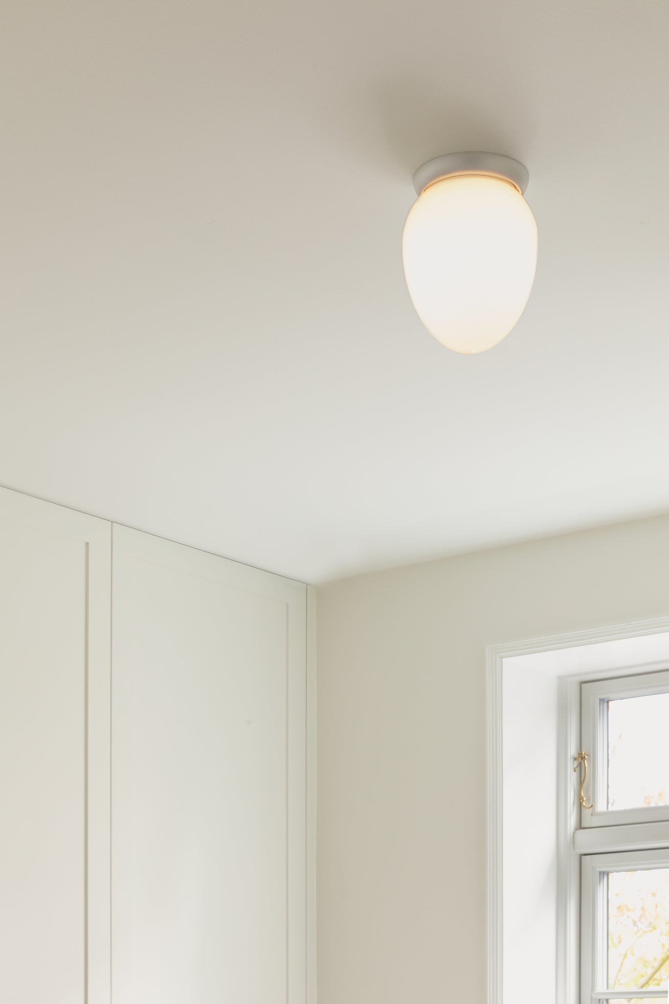 Rizzatto 171 taklampa, satin silver / opal • NUURA