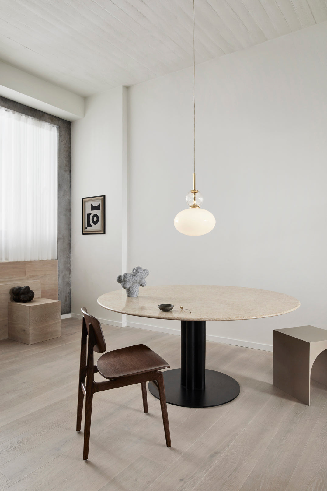 Rizzatto 32 pendel, satin brass / opal • NUURA