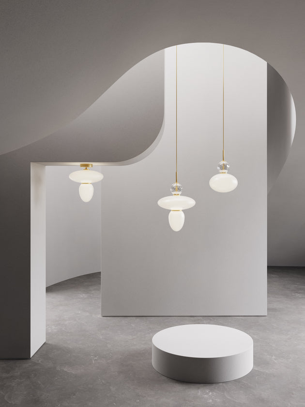 Rizzatto 32 pendel, satin brass / opal • NUURA