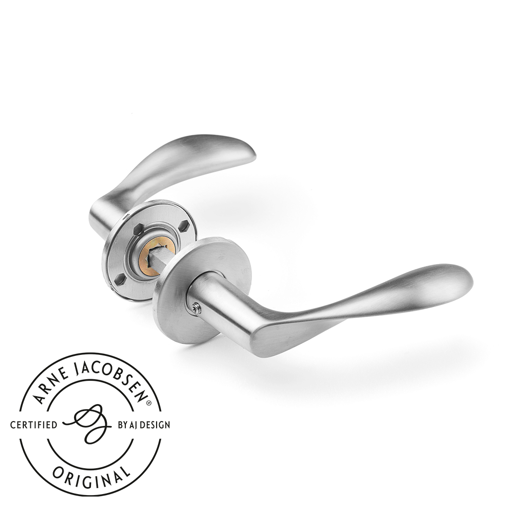 Arne Jacobsen dörrhandtag - AJ97 dörrgrepp i borstat rostfritt stål, liten modell med snap-on cover • d line