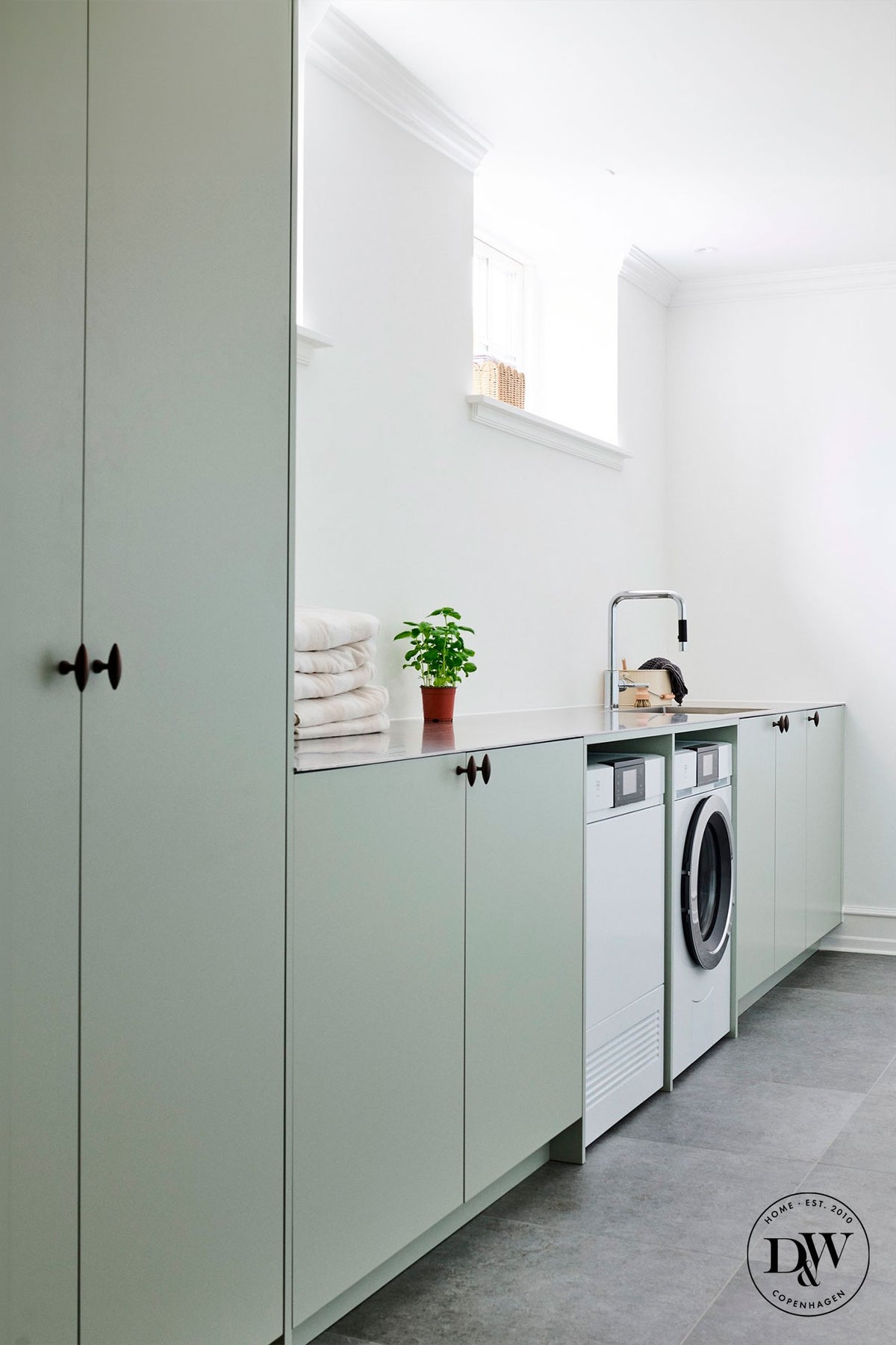 Möbelknopp i brons / brunerad mässing - Nyholm • Chr. Jørgensen - Copenhagenhomedesign