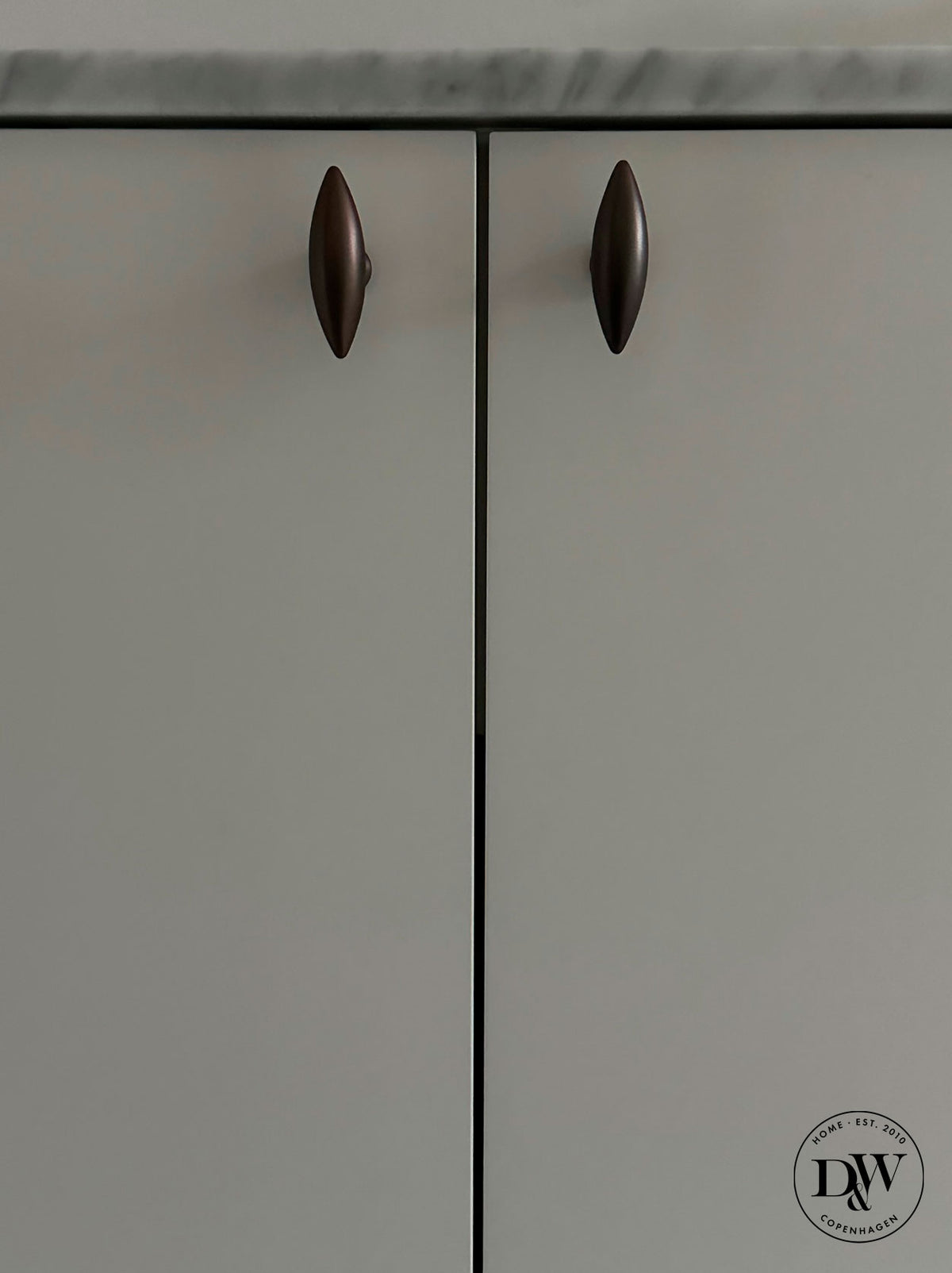 Möbelknopp i brons / brunerad mässing - Nyholm • Chr. Jørgensen - Copenhagenhomedesign