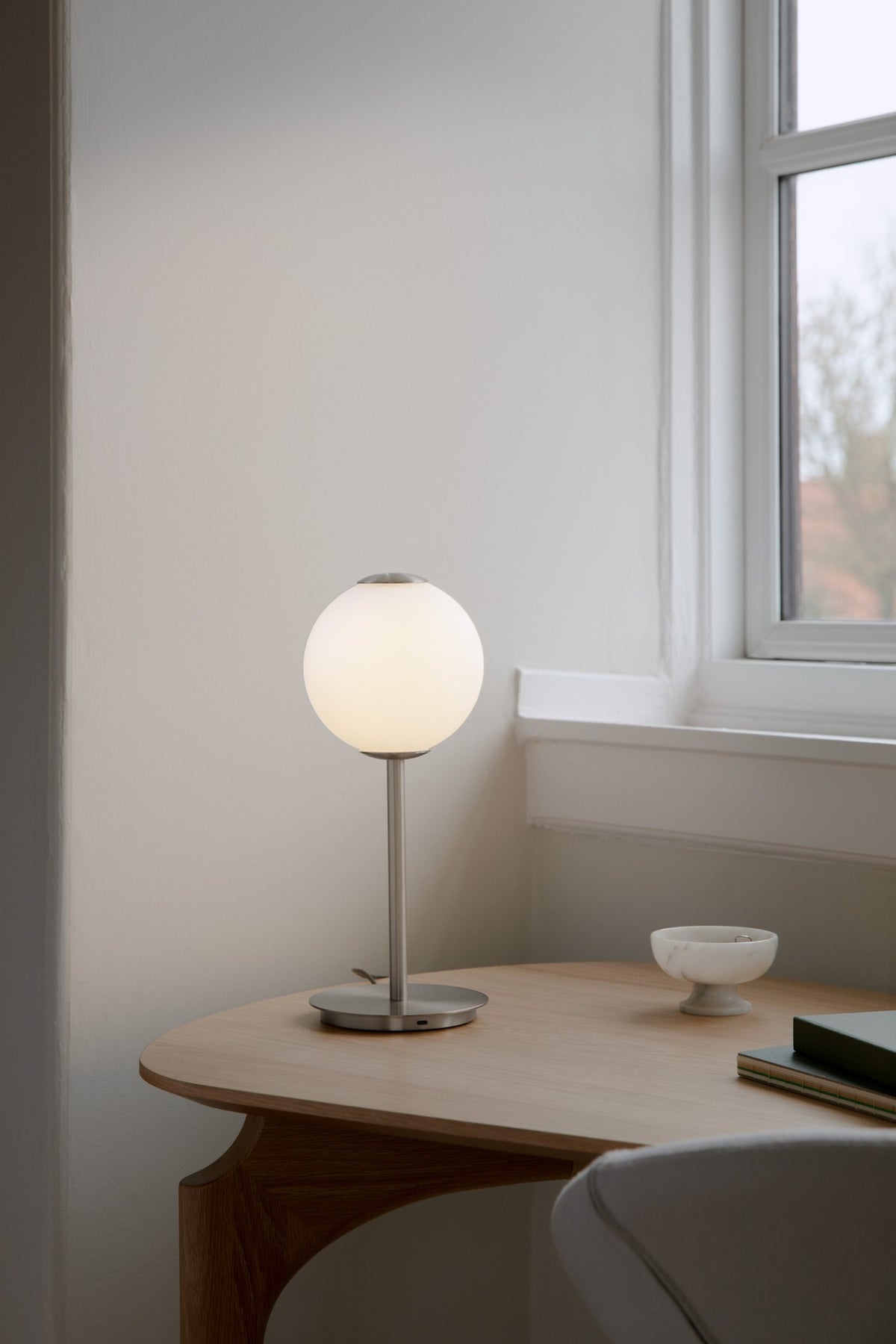 Audrey Table bordslampa, stål • UMAGE