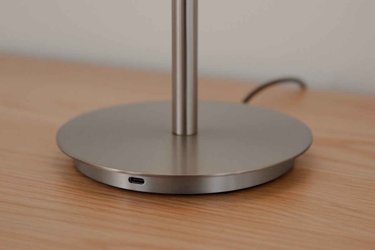 Audrey Table bordslampa, stål • UMAGE