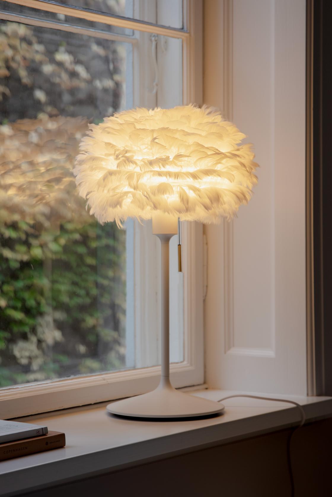 Eos bordlampe, hvid • UMAGE - Copenhagenhomedesign