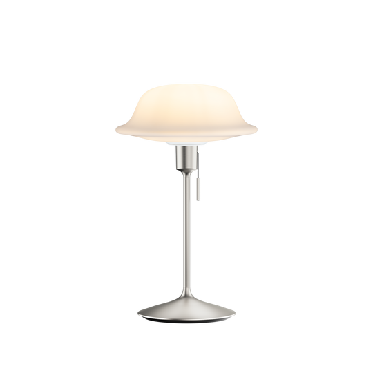 Butler bordslampa, vit och borstad stållook • UMAGE