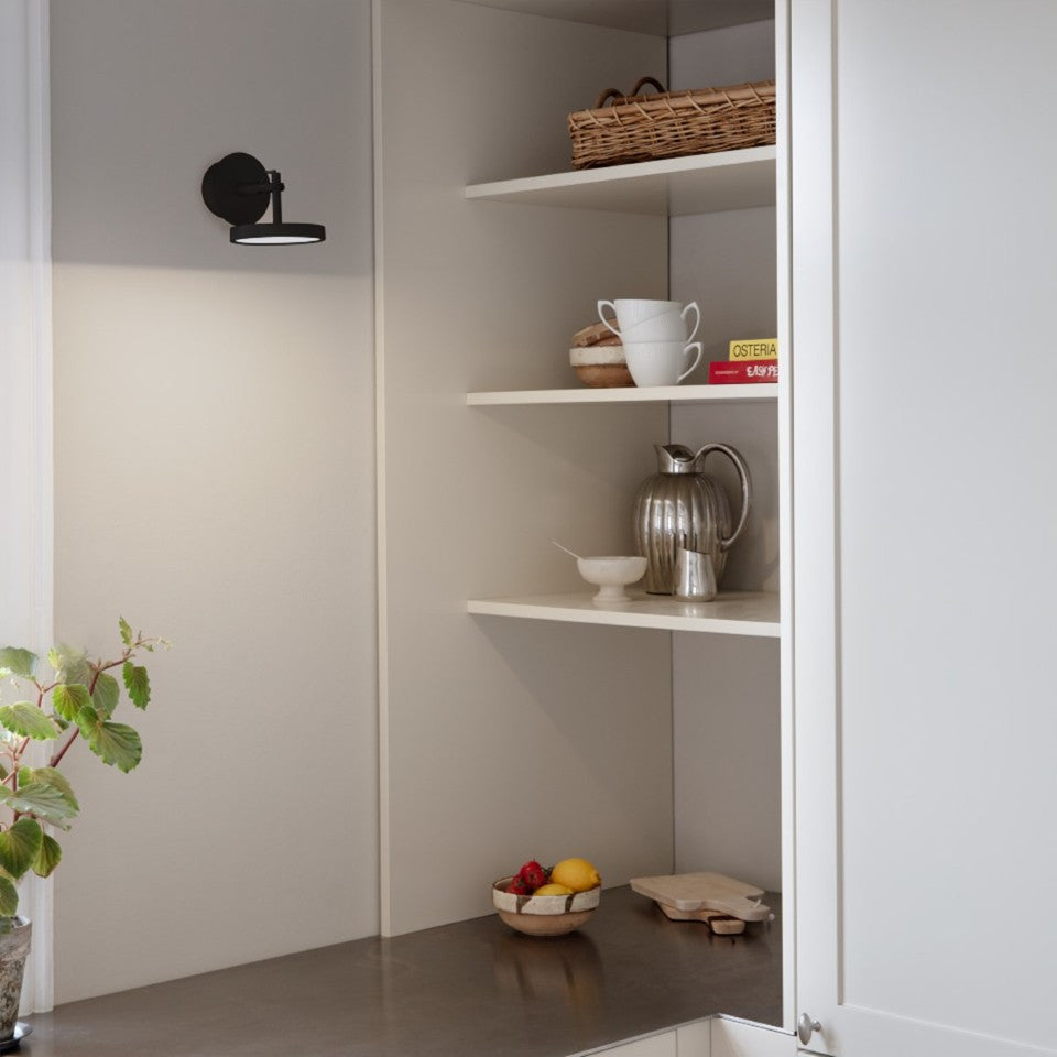 Asteria Spot spotlampe, sort • UMAGE - Copenhagenhomedesign