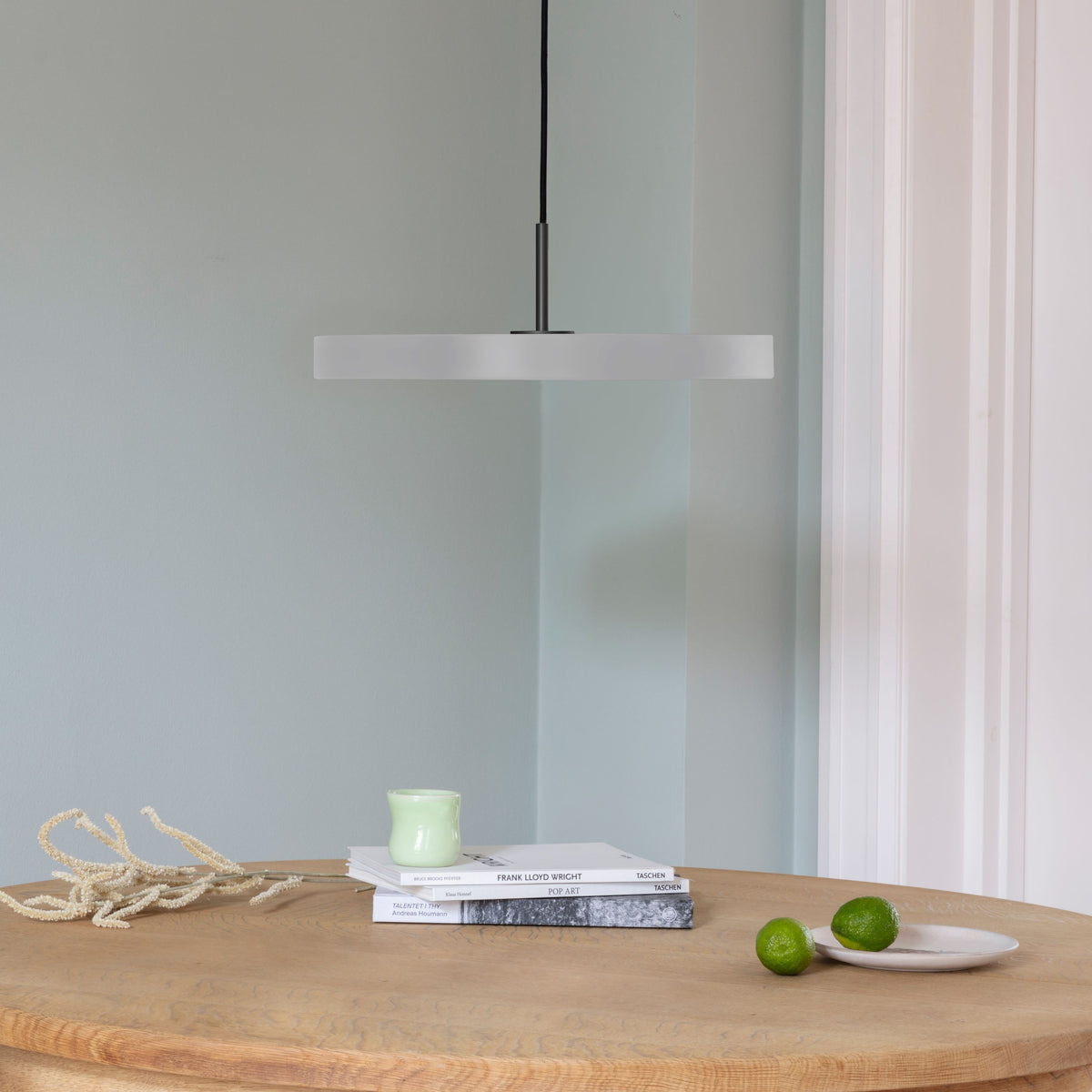 Asteria pendel, lysegrå (mist) og sort • UMAGE - Copenhagenhomedesign