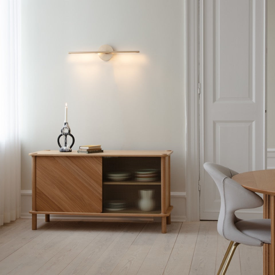 Omni Wall væglampe, messing • UMAGE - Copenhagenhomedesign
