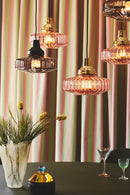 Enkel glödlampa med rund form från Design by Us. Lampan har ett varmt och klart ljus.