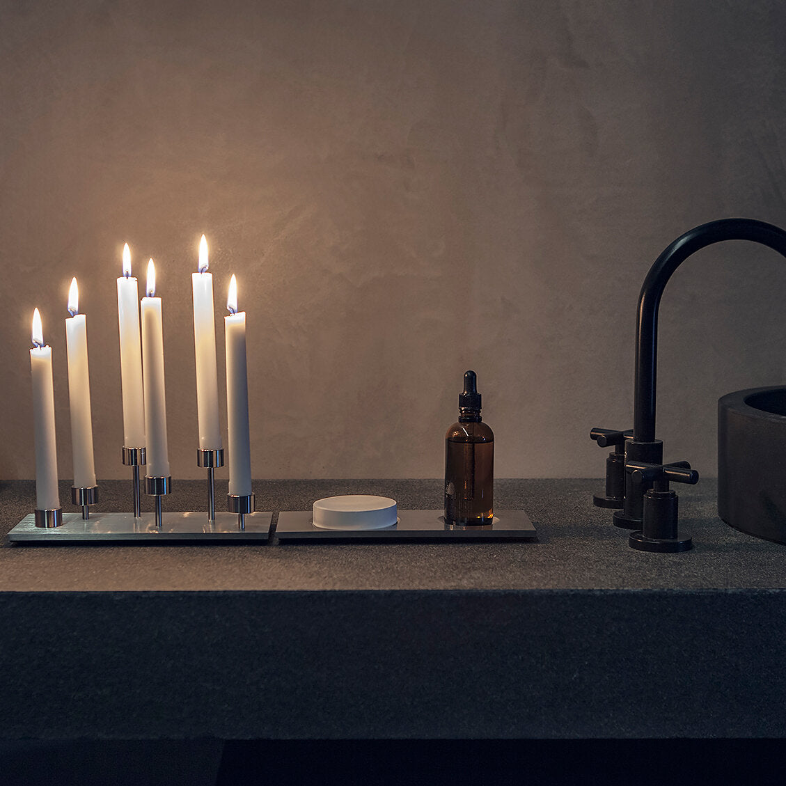Machined Candelabra ljusstake i massivt rostfritt stål  • Buster + Punch