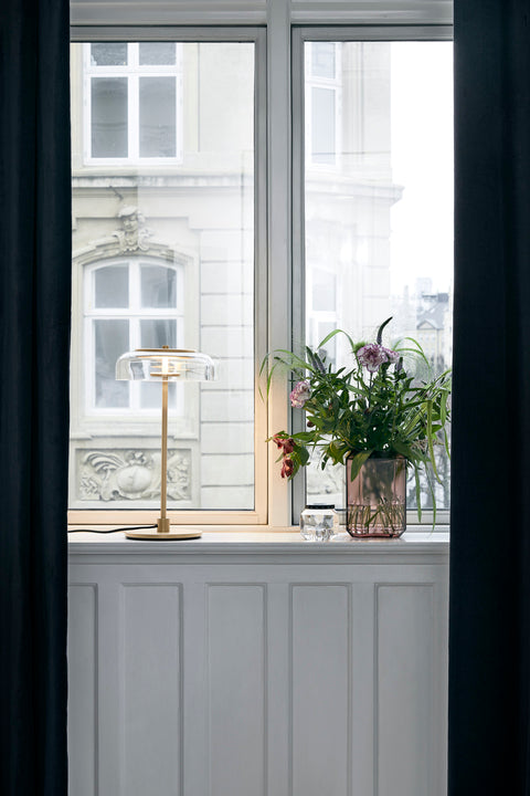 Blossi Table bordslampa, nordic gold / clear • NUURA