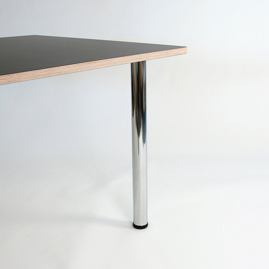 Bordsben Ø60 mm i blank krom, justerbar, höjd 71 cm. (4 st.)