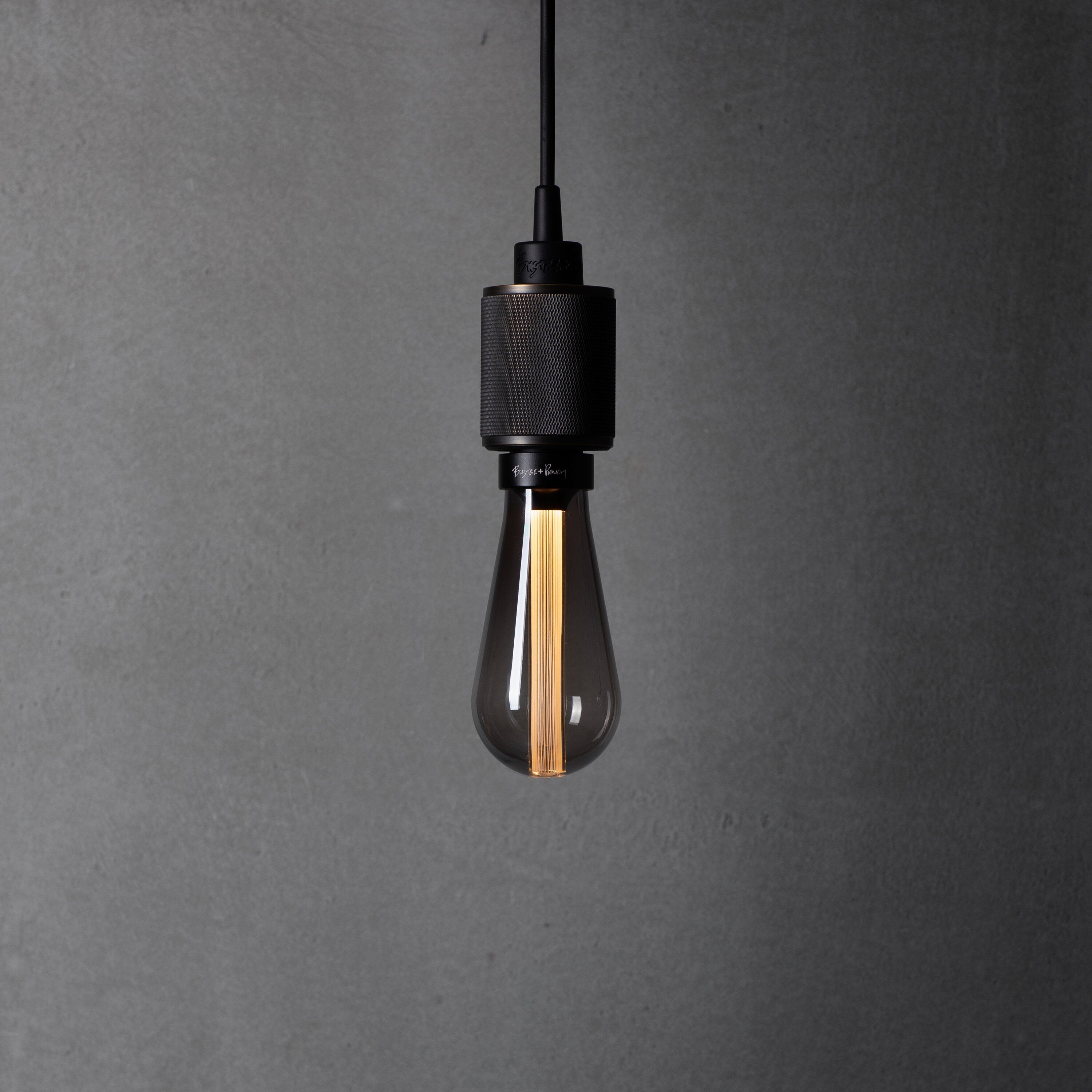 Buster Bulb, dimbar - Smoked  • Buster + Punch