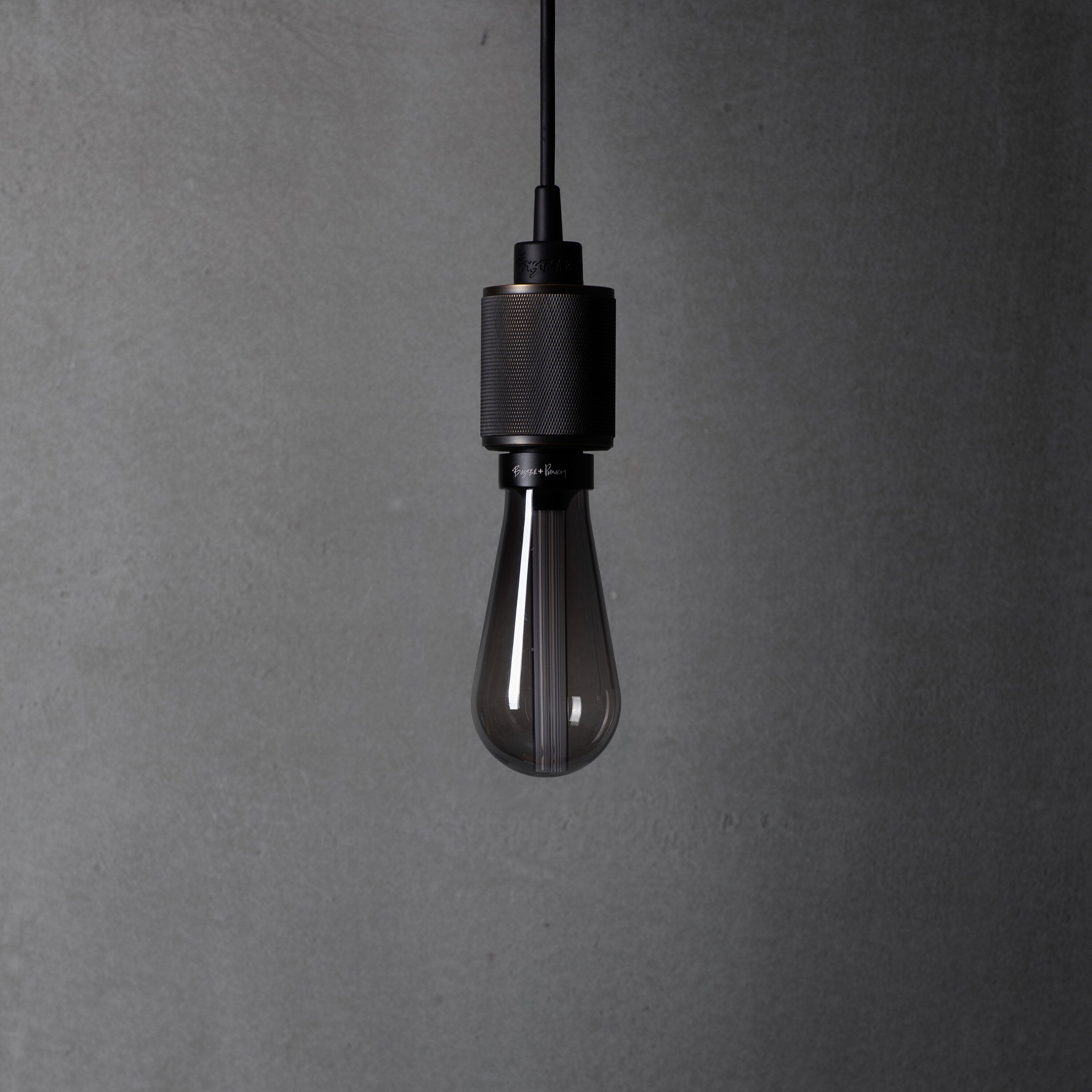 Buster Bulb, dimbar - Smoked  • Buster + Punch