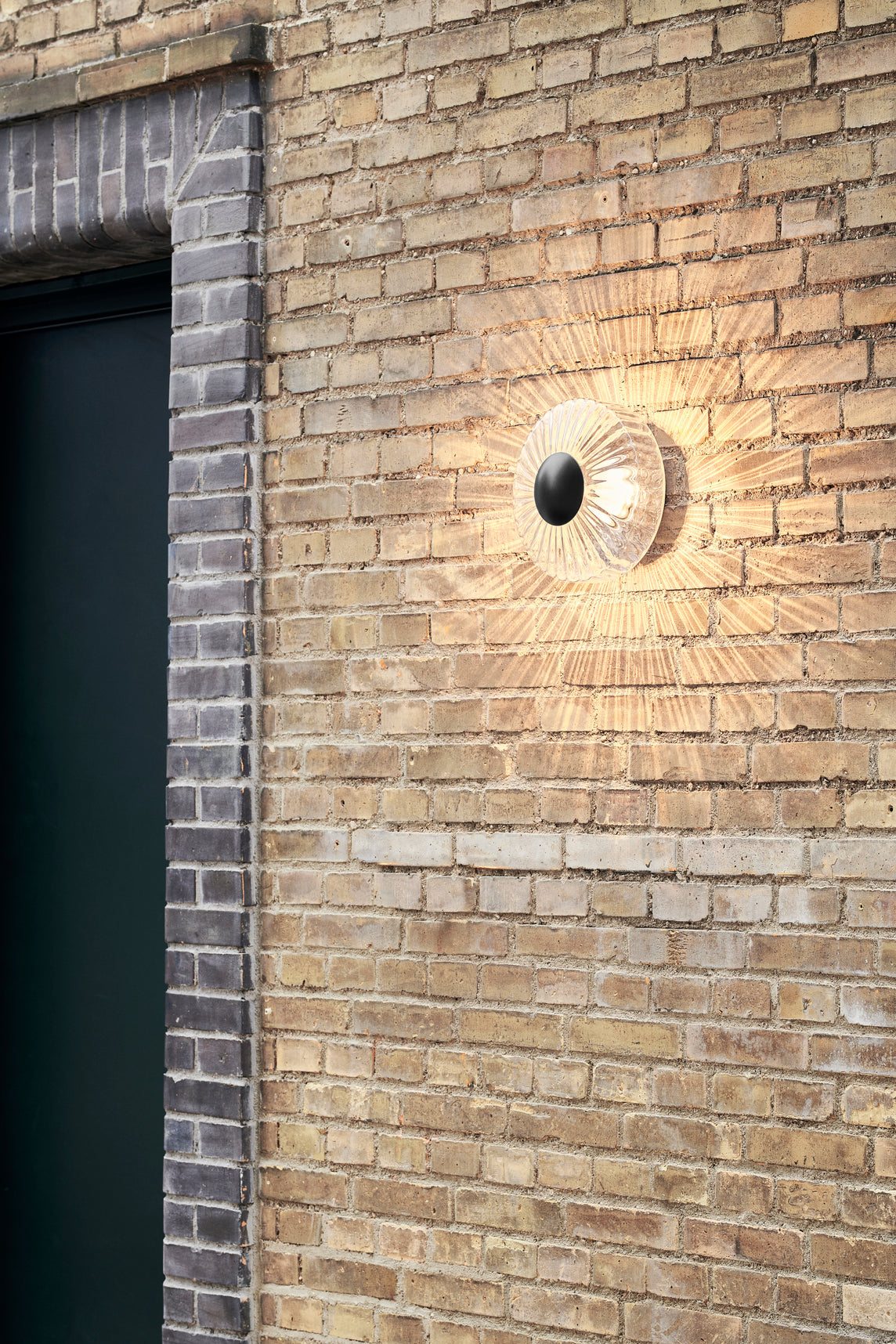 New Wave Optic Outdoor utomhuslampa • Design by Us