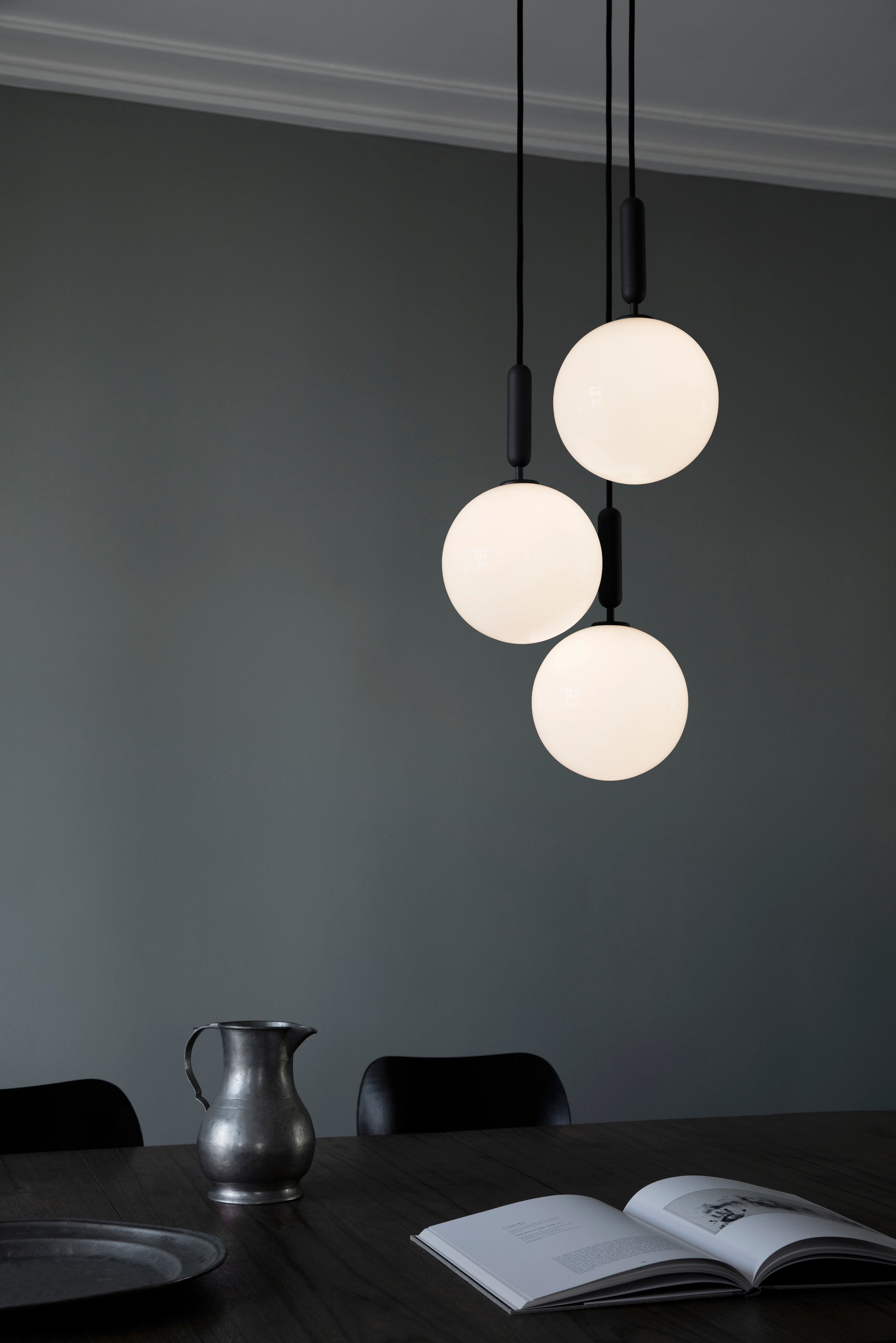 Miira 3 Large pendel, rock grey / opal • NUURA
