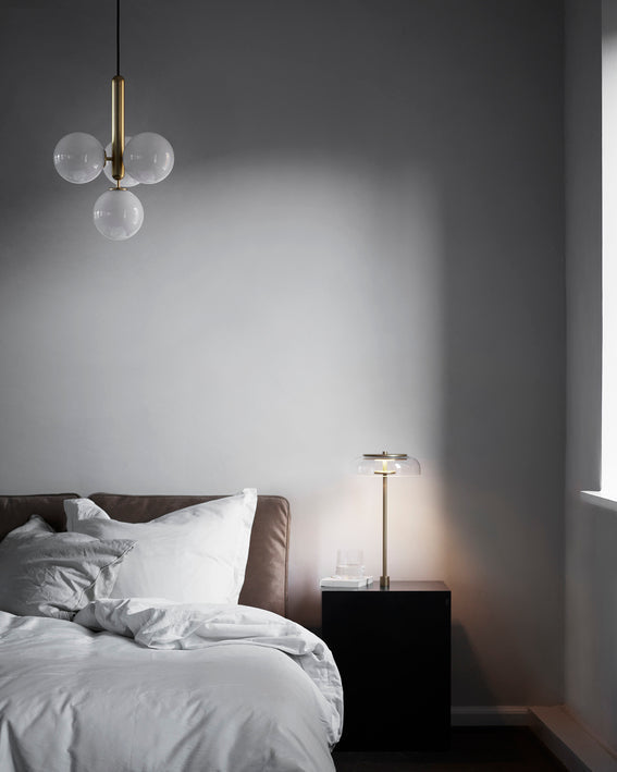 Miira 4 pendel, brass / opal • NUURA