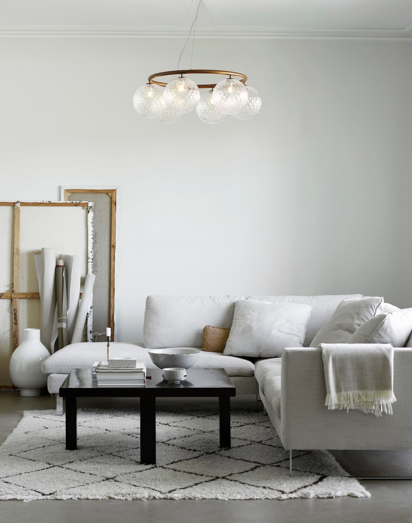 Miira 6 Circular ljuskrona, dark bronze / optic clear • NUURA