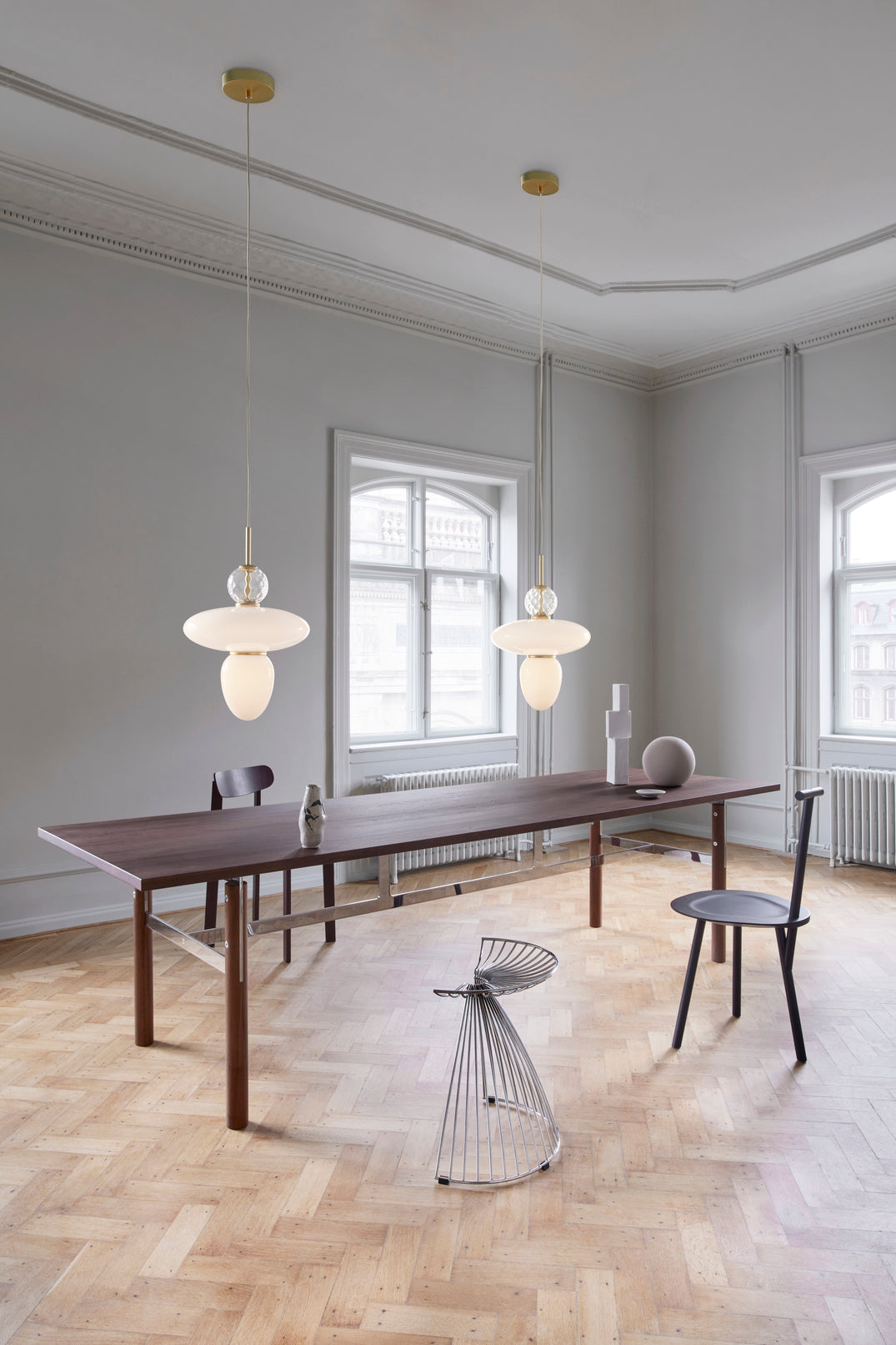 Rizzatto 43 pendel, satin brass / opal • NUURA